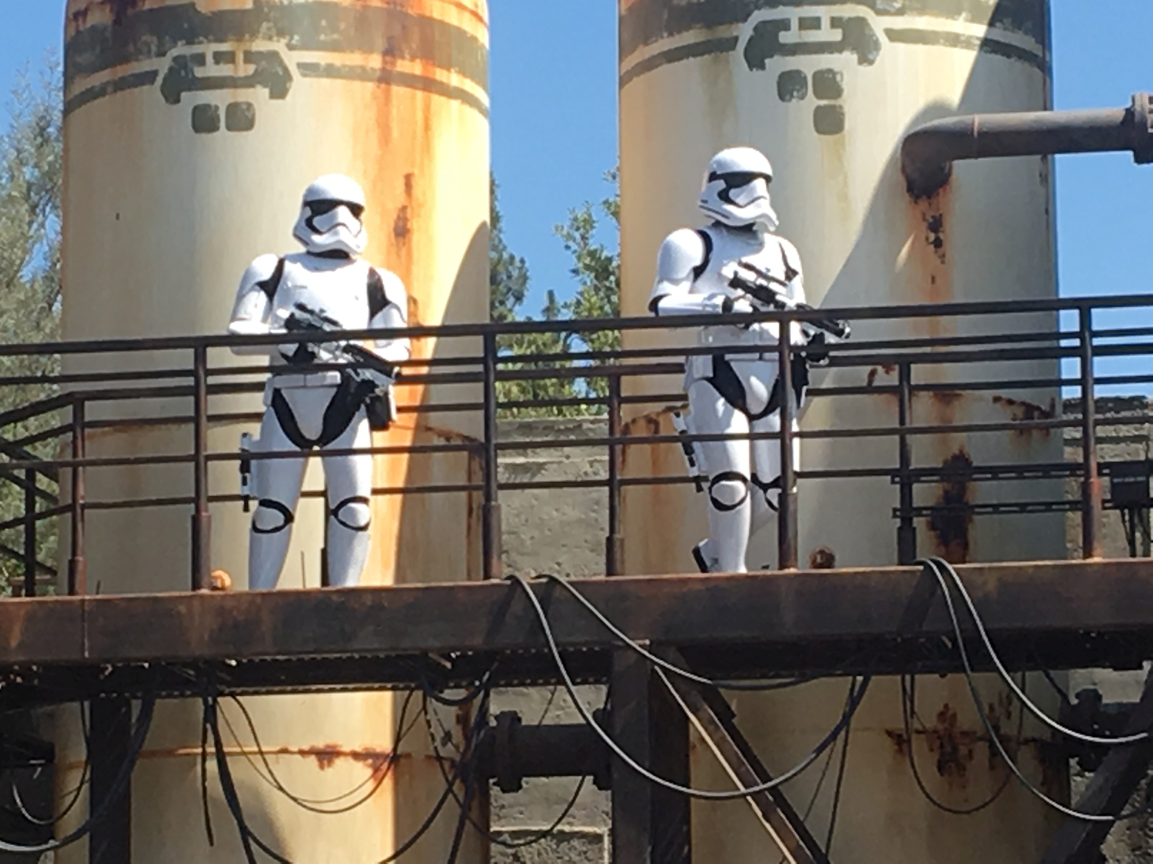 Storn Troopers, new Star Wars Disneyland